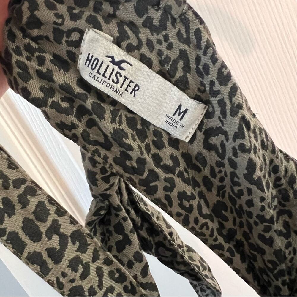 Hollister Leopard Patterned Open Back Dress Size M - Picture 3 of 6